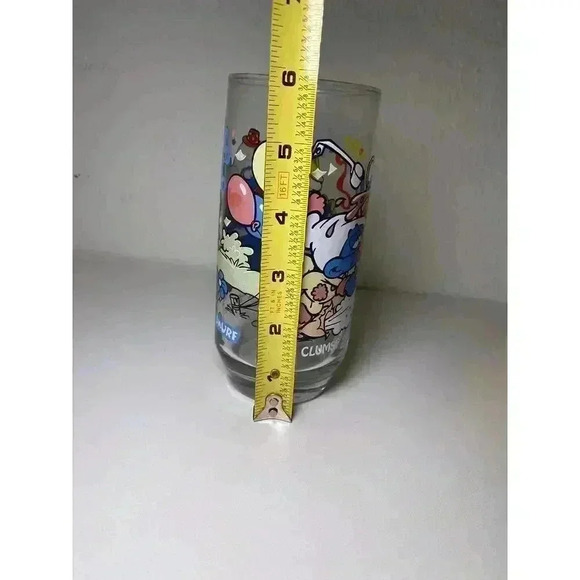 Vintage Smurf Drinking Glass Clumsy Smurf Peyo Wallace Berrie & Co 1983 - Picture 8 of 9